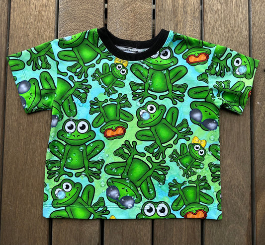 Size 1 Oversized Tee - Frogs