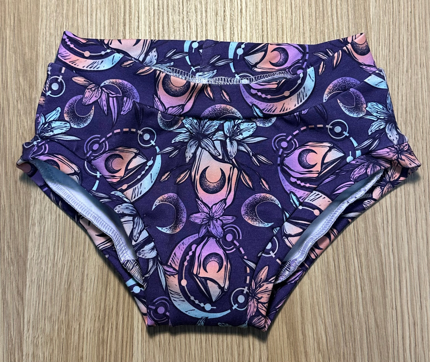 Size 7 Kids Undies - Purple Moon